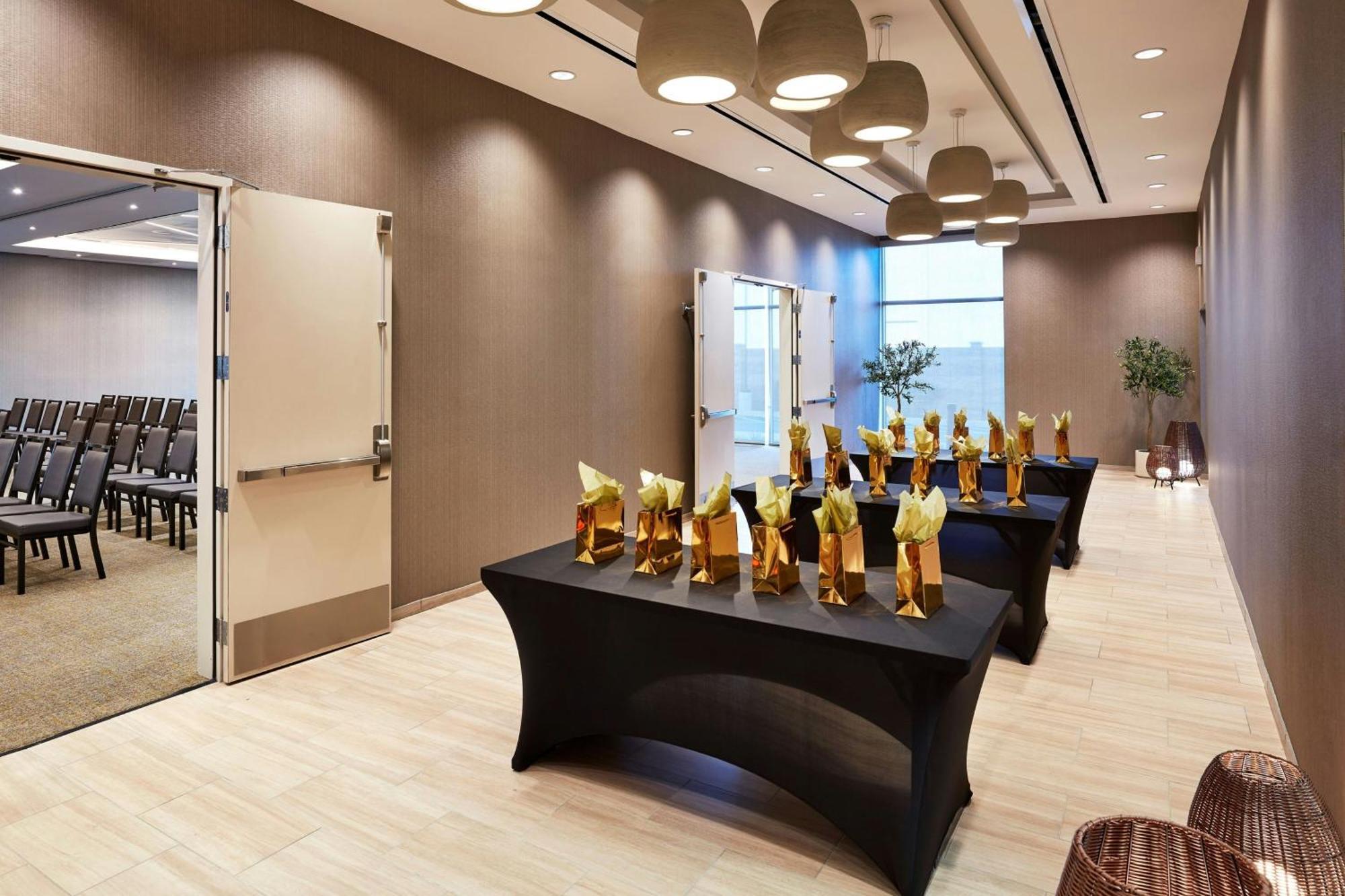 Springhill Suites By Marriott Los Angeles داوني المظهر الخارجي الصورة